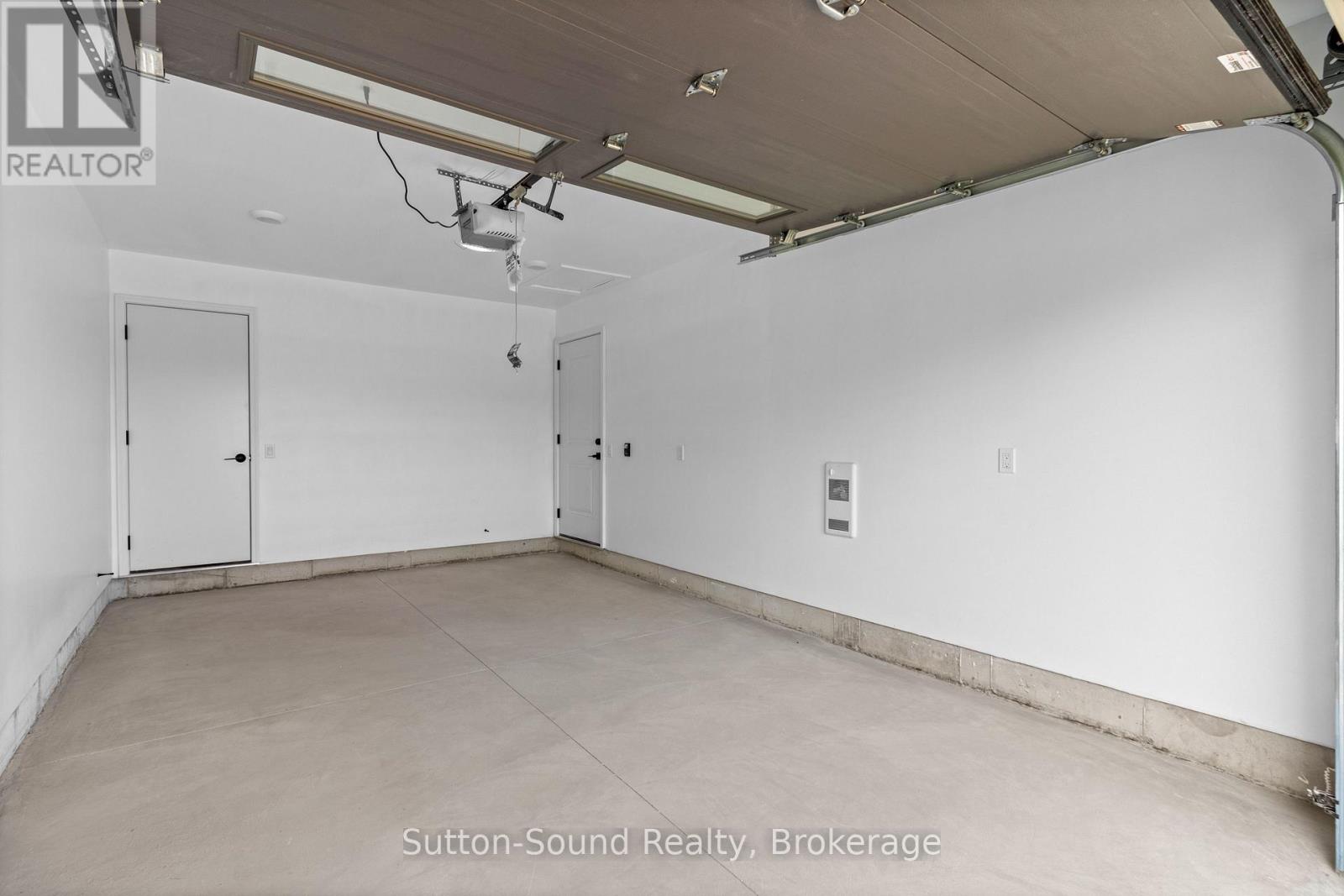 7 - 18 Maple Golf Crescent, Northern Bruce Peninsula, Ontario  N0H 2R0 - Photo 35 - X12660266