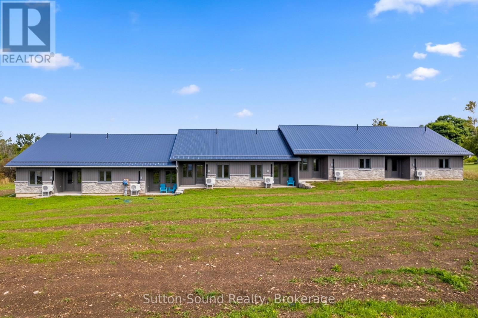 9 - 18 Maple Golf Crescent, Northern Bruce Peninsula, Ontario  N0H 2R0 - Photo 32 - X12660268