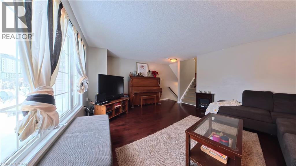 206 Westmeadow Drive, Kitchener, Ontario  N2N 3P9 - Photo 28 - 40795844