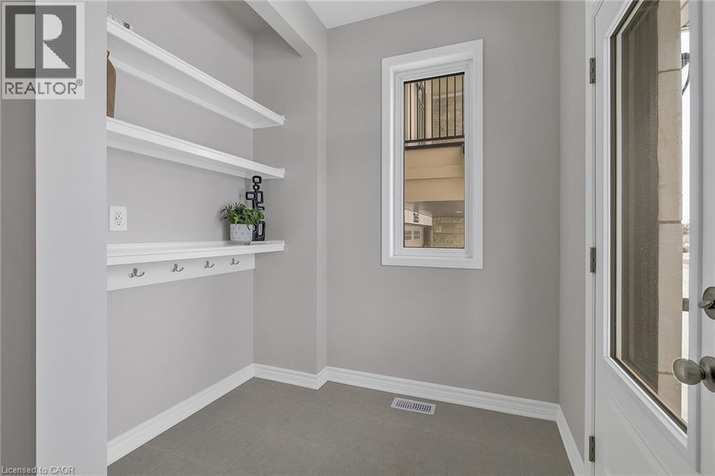 1361 Whitlock Avenue, Milton, Ontario  L9T 7E9 - Photo 4 - 40795562