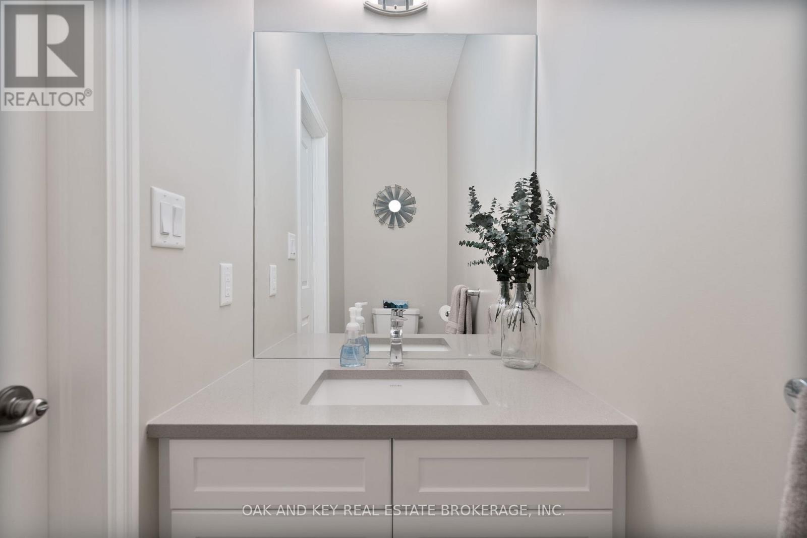 25 Hardy Court, Lucan Biddulph, Ontario  N0M 2J0 - Photo 12 - X12660220