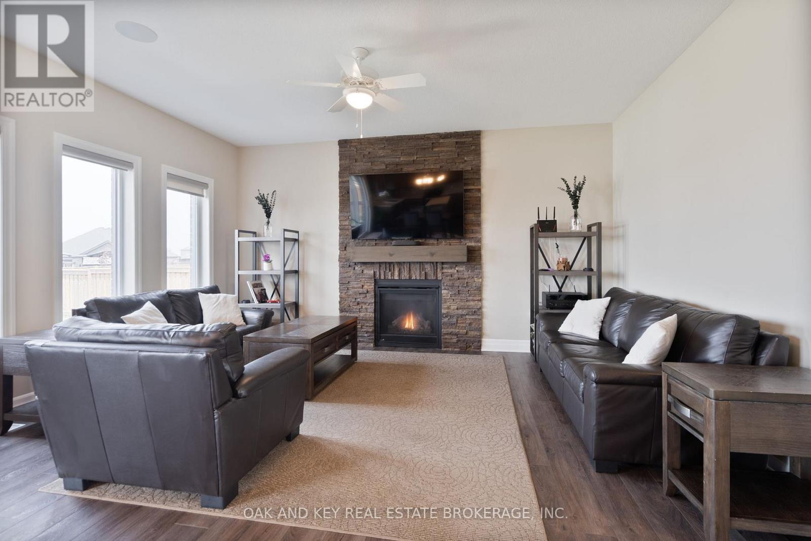 25 Hardy Court, Lucan Biddulph, Ontario  N0M 2J0 - Photo 6 - X12660220