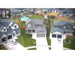 25 HARDY COURT, Lucan Biddulph, Ontario