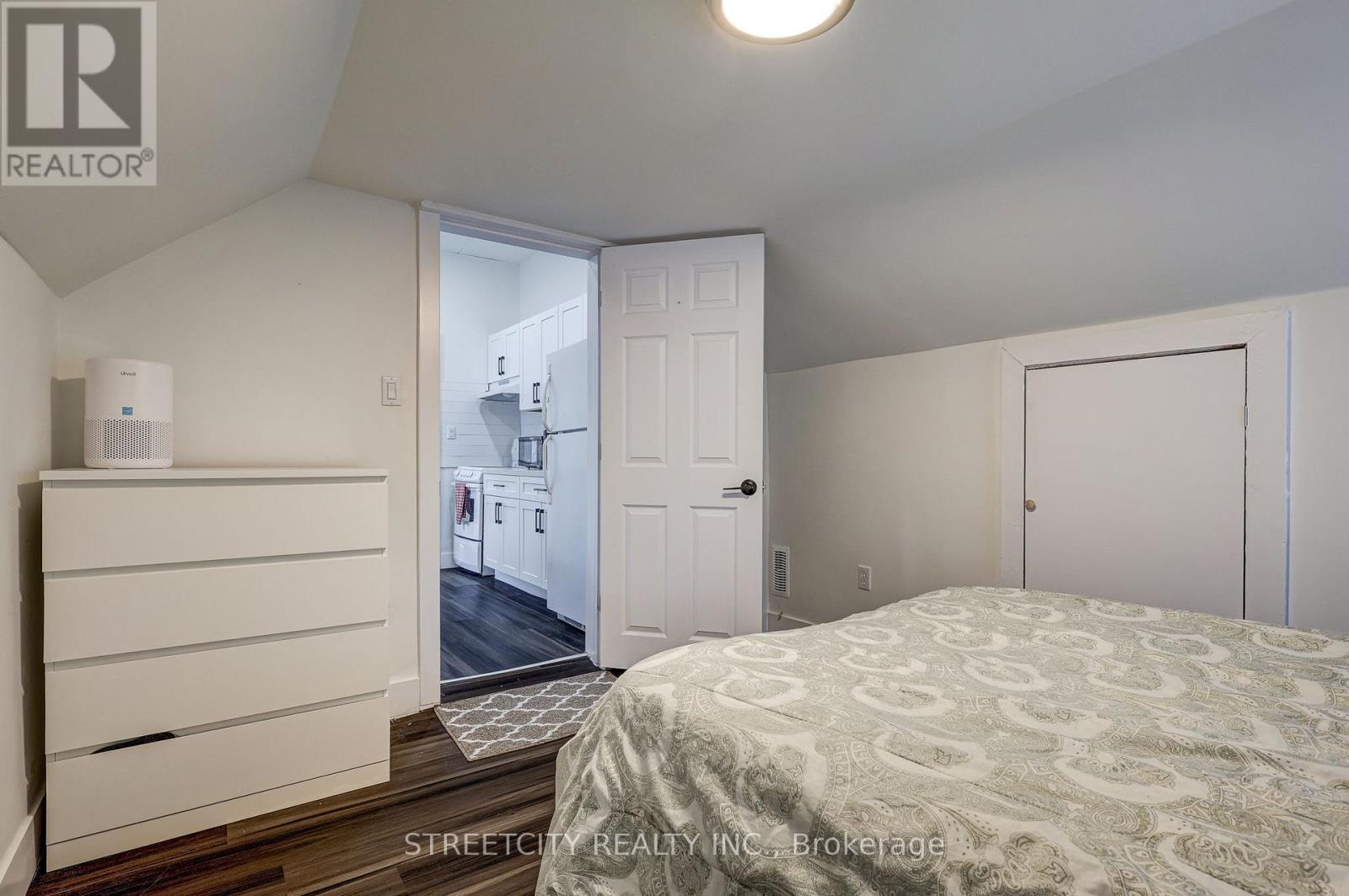 12 Weldon Avenue, St. Thomas, Ontario  N5P 1J6 - Photo 20 - X12660250