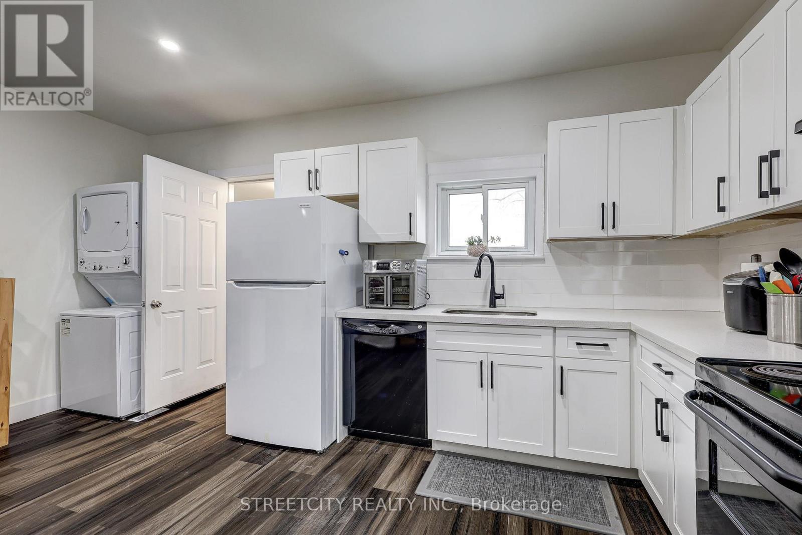 12 Weldon Avenue, St. Thomas, Ontario  N5P 1J6 - Photo 33 - X12660250