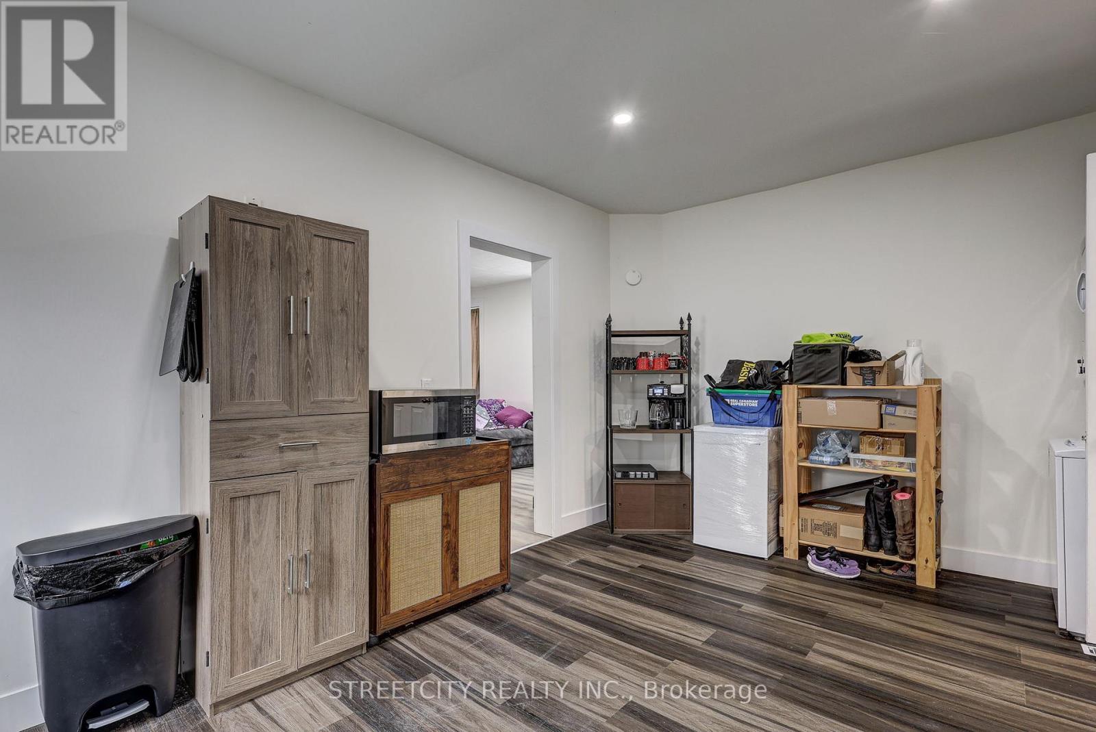 12 Weldon Avenue, St. Thomas, Ontario  N5P 1J6 - Photo 34 - X12660250