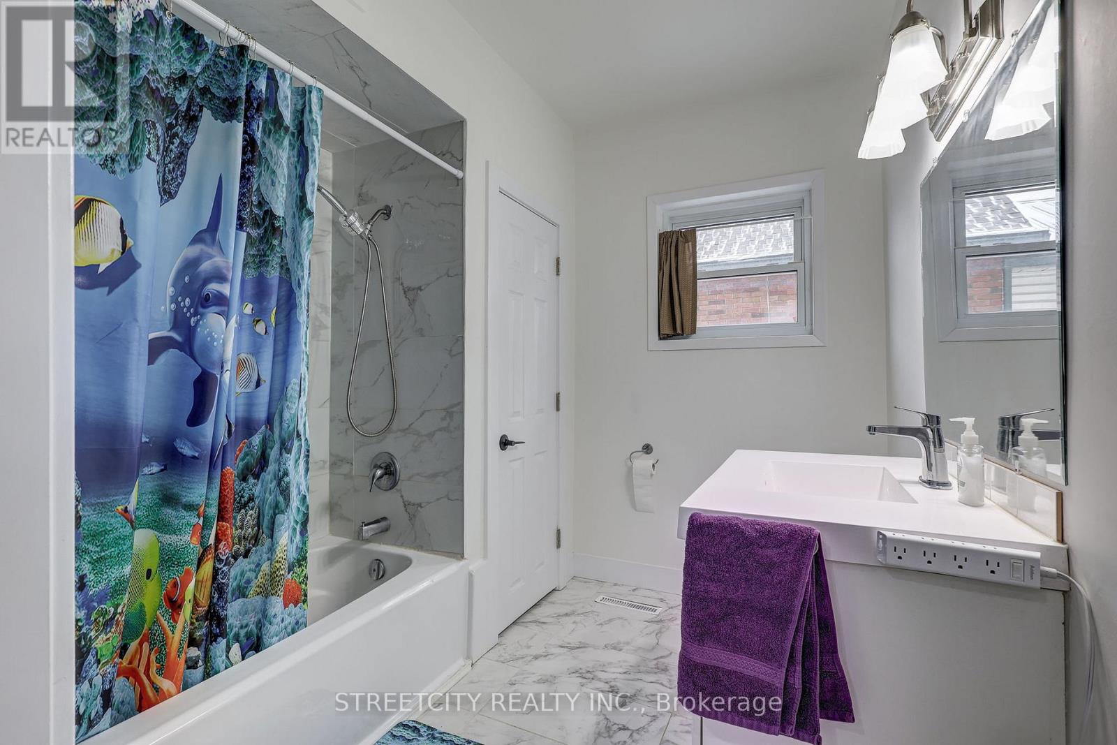 12 Weldon Avenue, St. Thomas, Ontario  N5P 1J6 - Photo 35 - X12660250