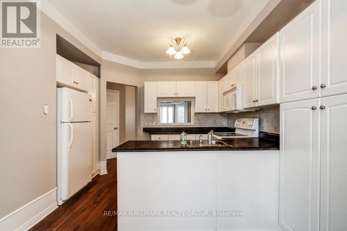 4 - 50 Briargate, Ottawa, Ontario  K4A 0C3 - Photo 17 - X12660262