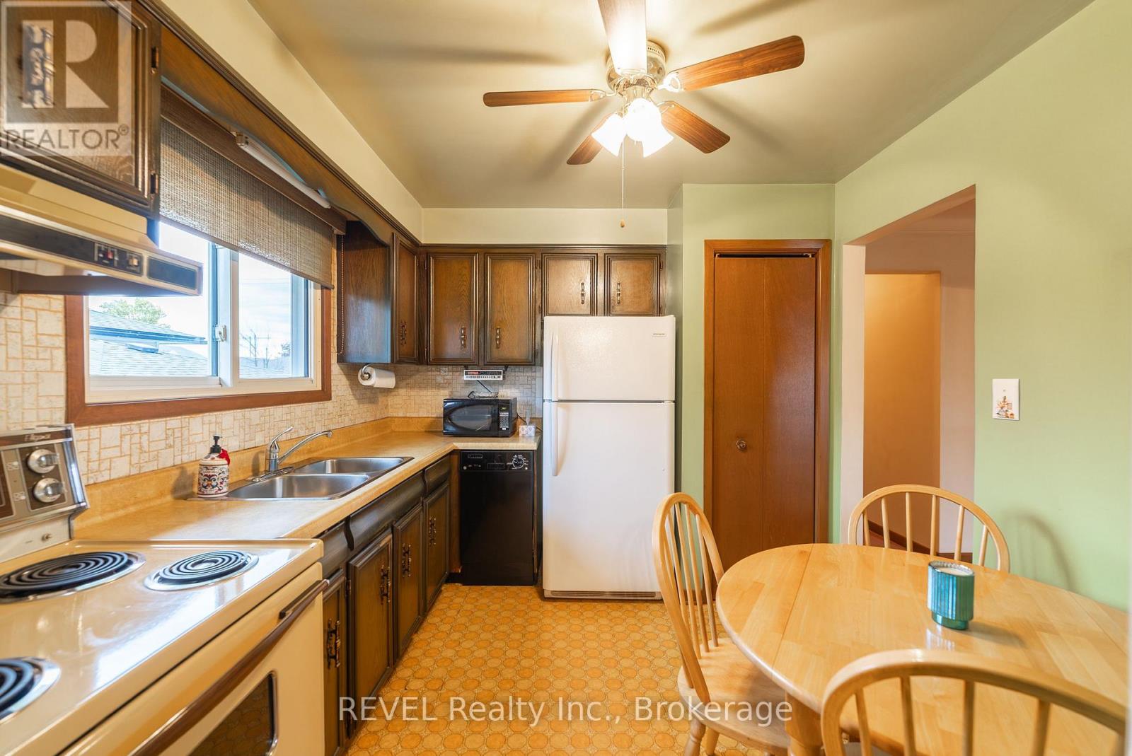 7984 Thorton Street, Niagara Falls, Ontario  L2H 2C3 - Photo 14 - X12660234