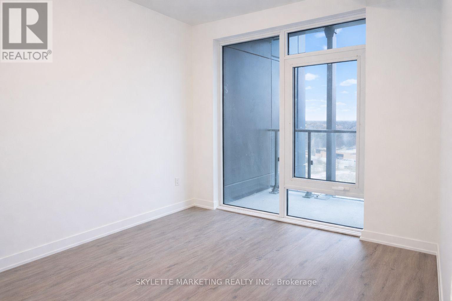 1518 - 1 Quarrington Lane, Toronto, Ontario  M3C 0S4 - Photo 8 - C12660258