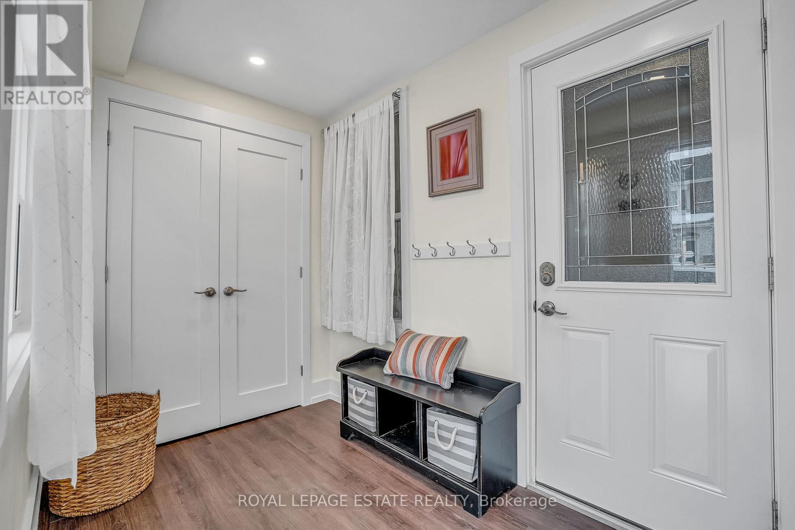 238 Cedarvale Avenue, Toronto, Ontario  M4C 4K2 - Photo 4 - E12660238