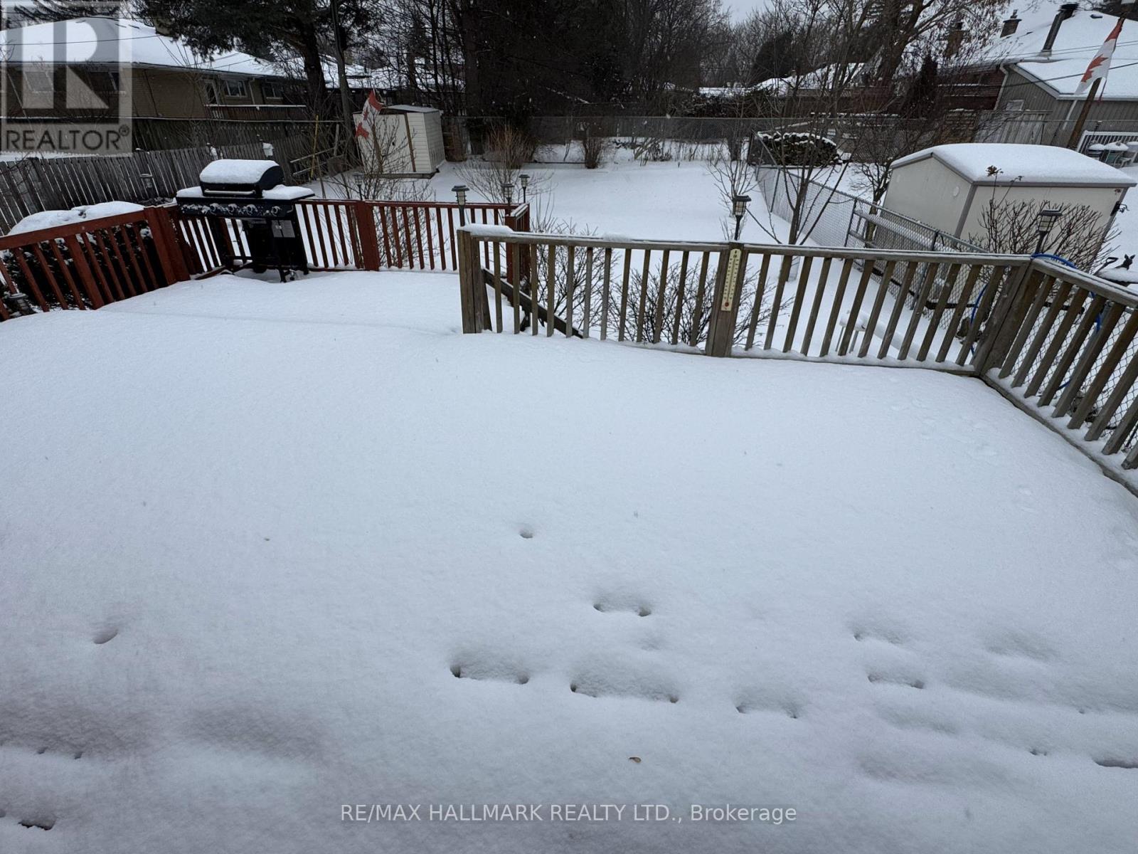 #main Floor - 6 Bailey Crescent, Aurora, Ontario  L4G 2B3 - Photo 18 - N12660186