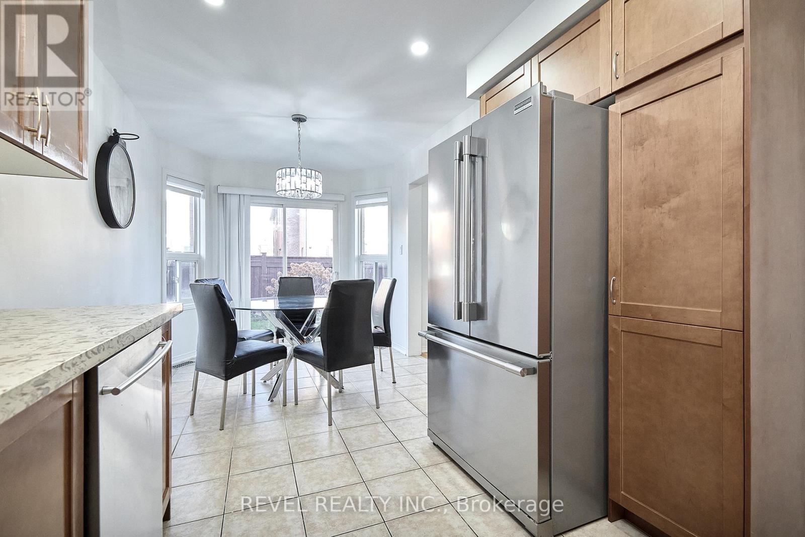 35 Manordale Crescent, Vaughan, Ontario  L4H 0T6 - Photo 13 - N12660264