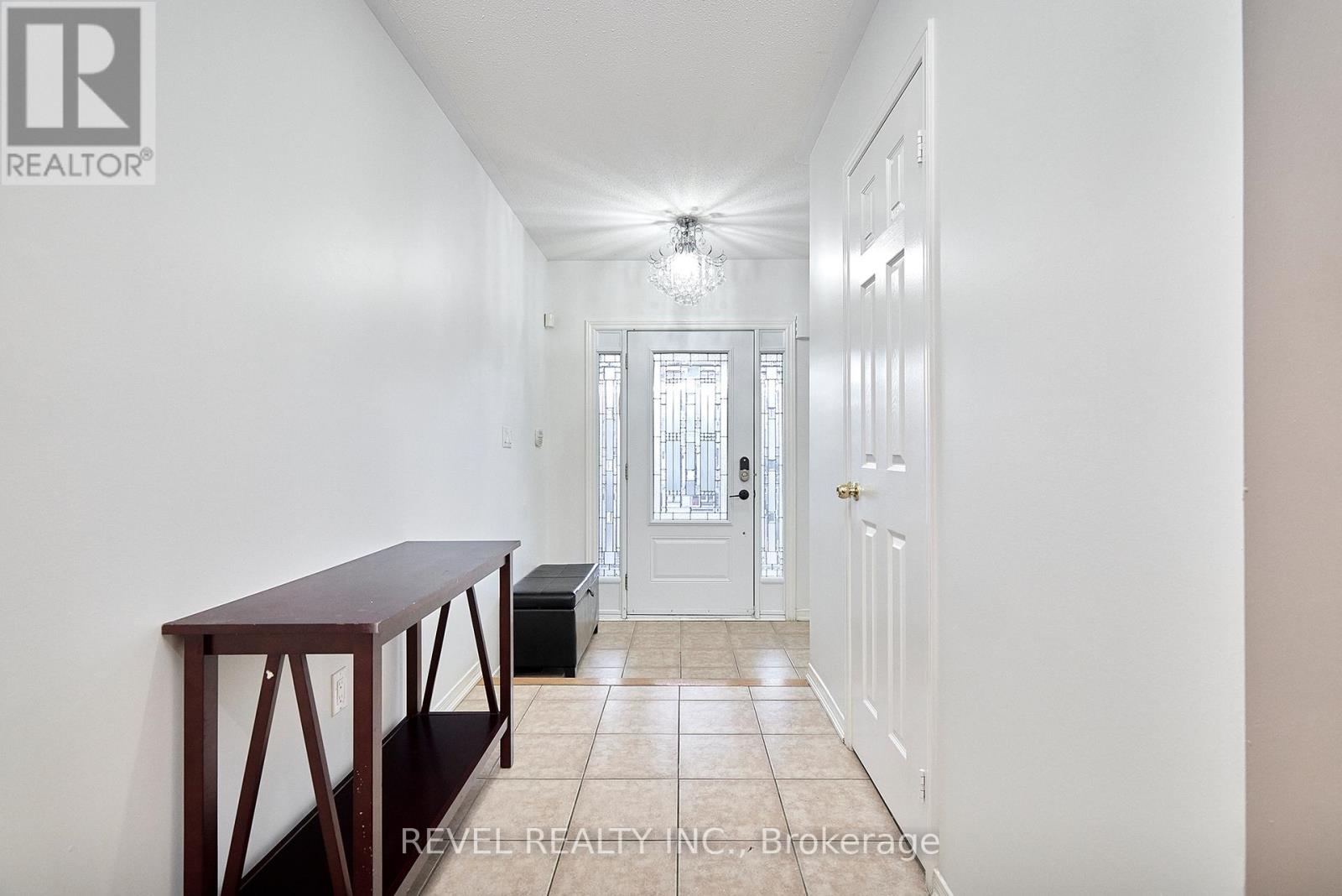 35 Manordale Crescent, Vaughan, Ontario  L4H 0T6 - Photo 6 - N12660264