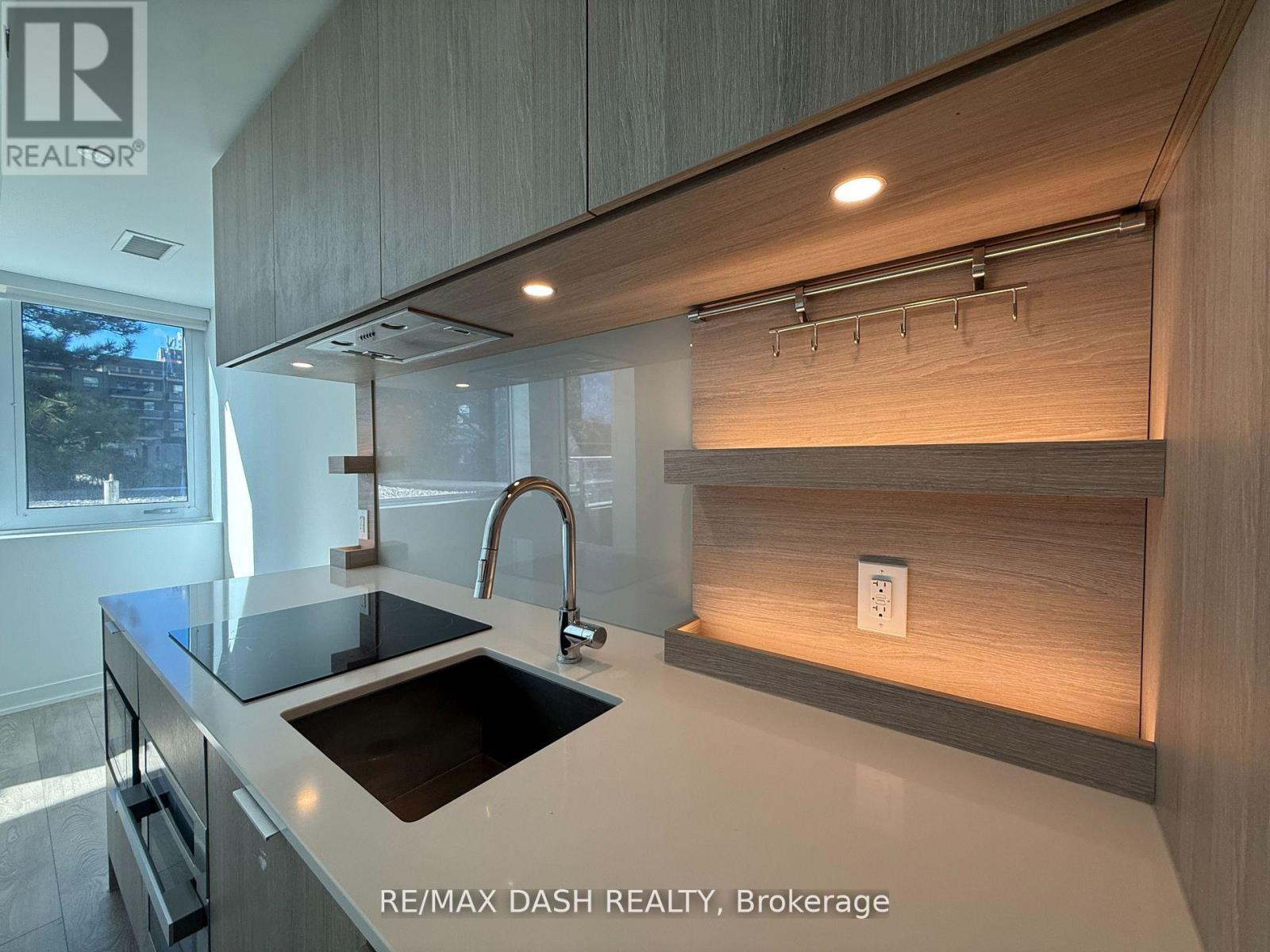 215 - 28 Ann Street, Mississauga, Ontario  M3C 0H5 - Photo 17 - W12660240