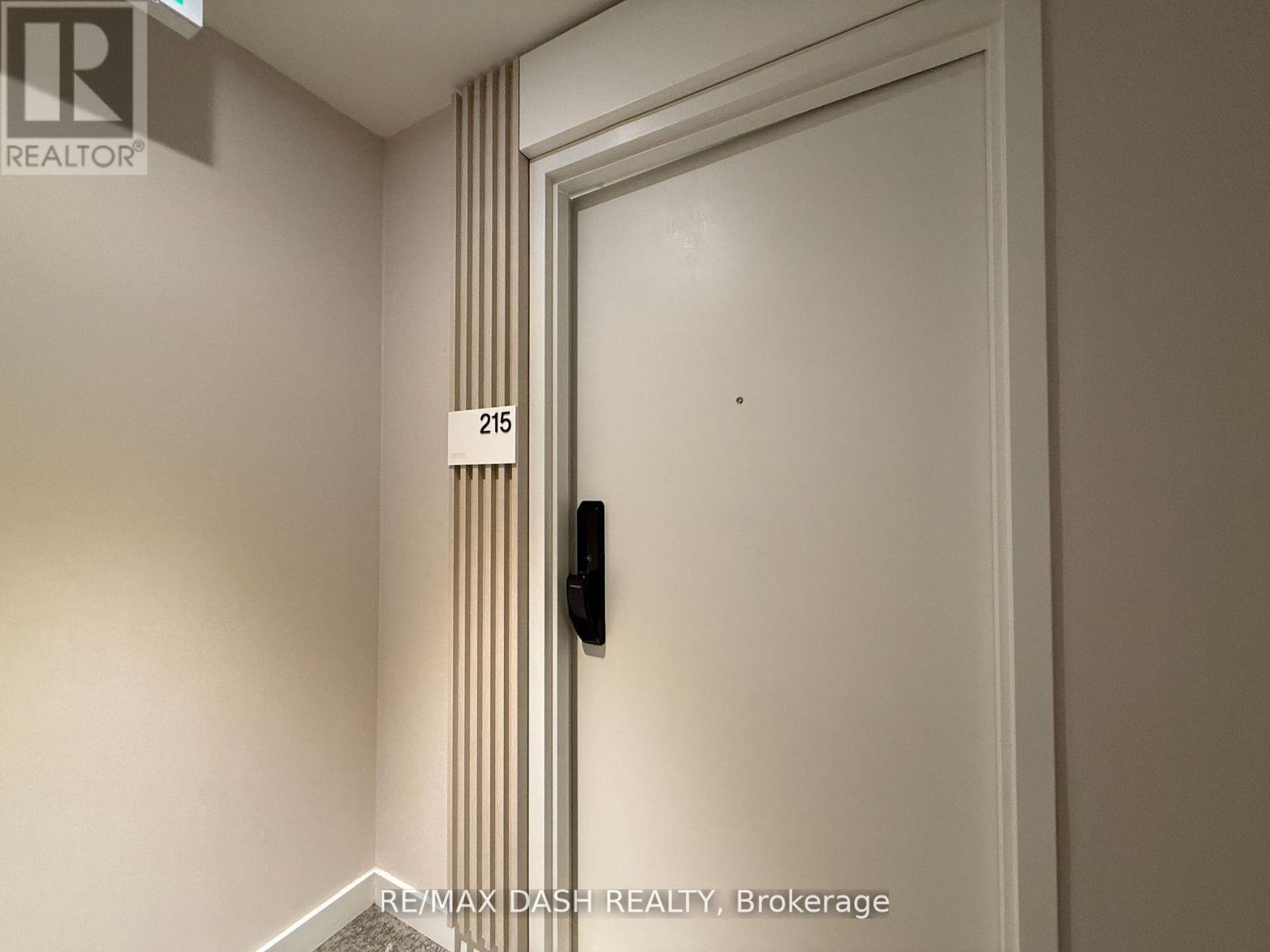 215 - 28 Ann Street, Mississauga, Ontario  M3C 0H5 - Photo 3 - W12660240