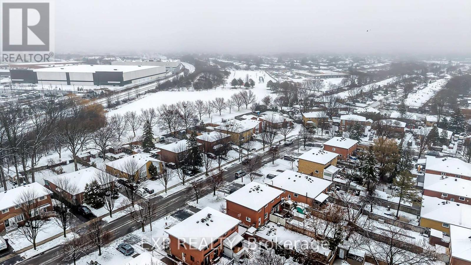 1367 Freeport Drive, Mississauga, Ontario  L5C 1S5 - Photo 5 - W12660254