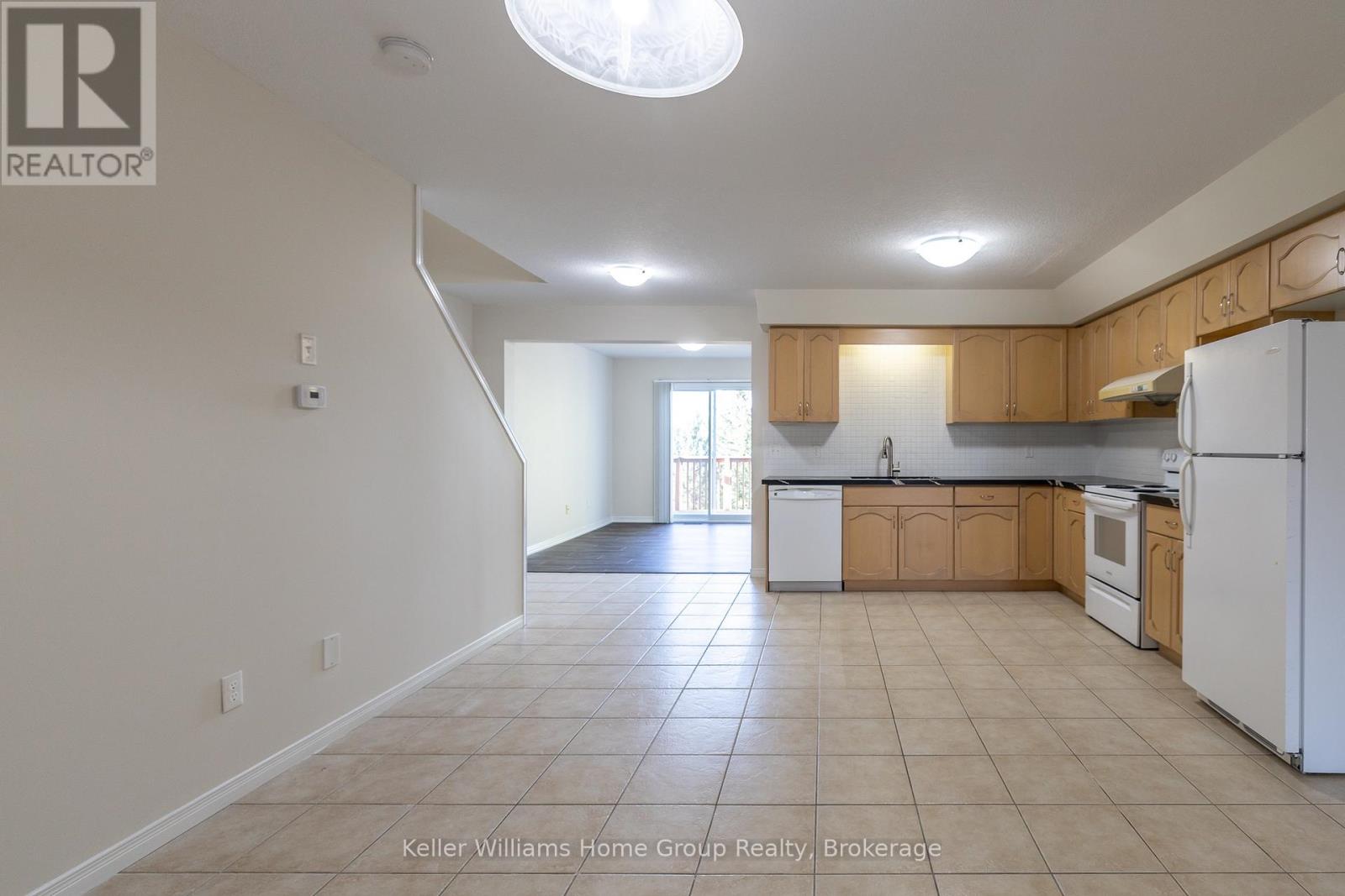 42 Hasler Crescent, Guelph, Ontario  N1L 0A2 - Photo 14 - X12660290