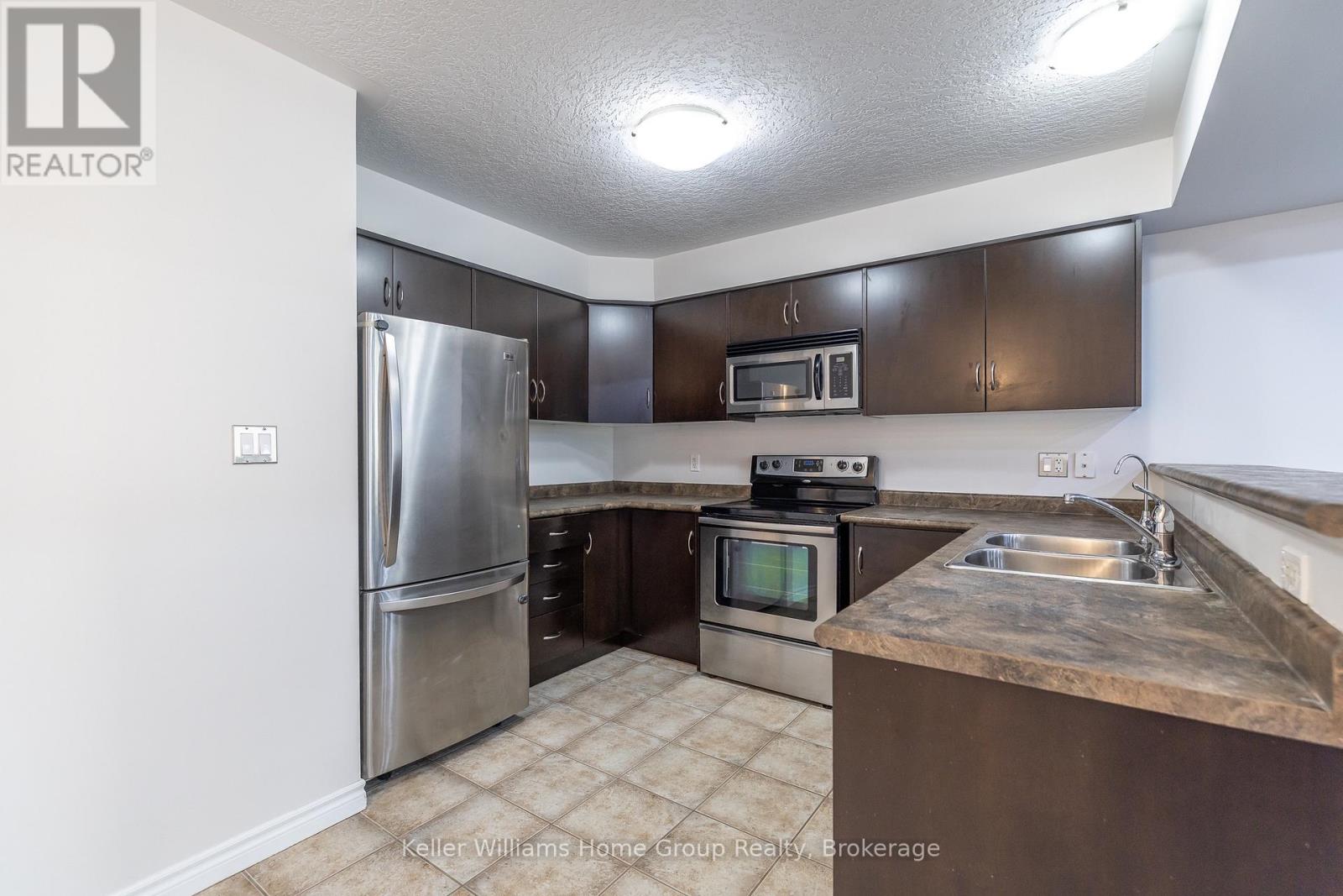 35 Amsterdam Cres, Guelph, Ontario  N1L 0G2 - Photo 8 - X12660292