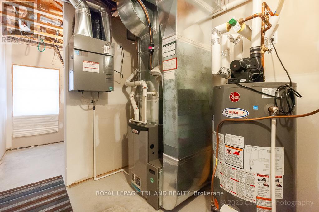 15 - 1040 Coronation Drive, London North, Ontario  N6G 0R8 - Photo 40 - X12660308