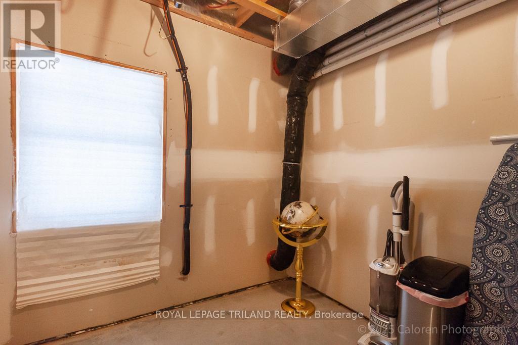 15 - 1040 Coronation Drive, London North, Ontario  N6G 0R8 - Photo 41 - X12660308