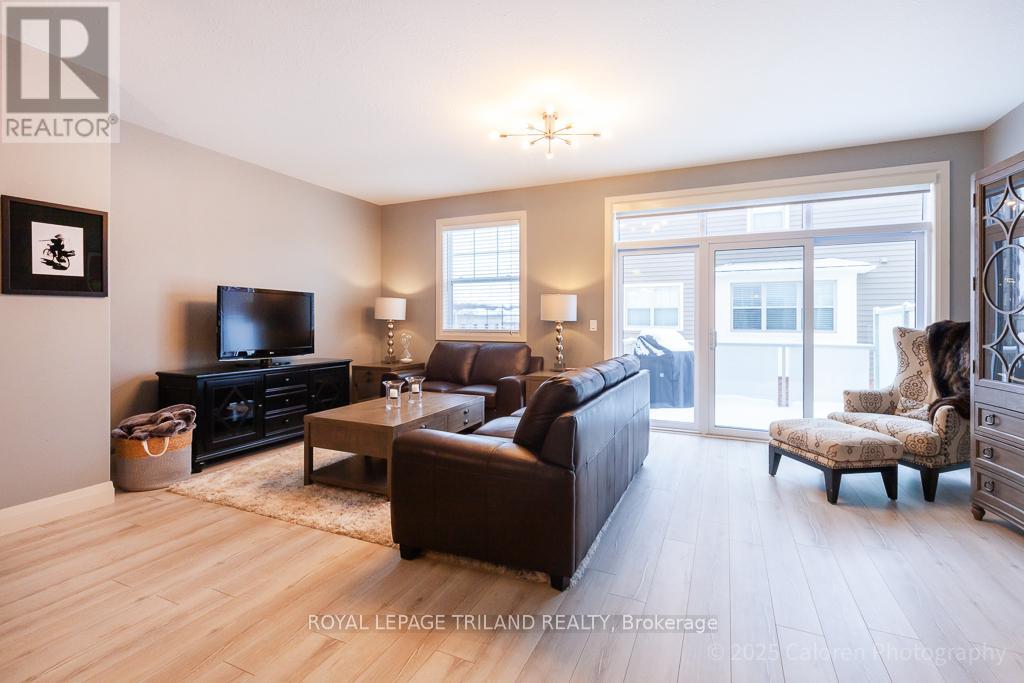 15 - 1040 Coronation Drive, London North, Ontario  N6G 0R8 - Photo 6 - X12660308
