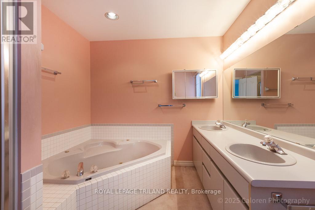 3 - 1025 Brough Street, London East (East B), Ontario  N6A 3N5 - Photo 30 - X12660314