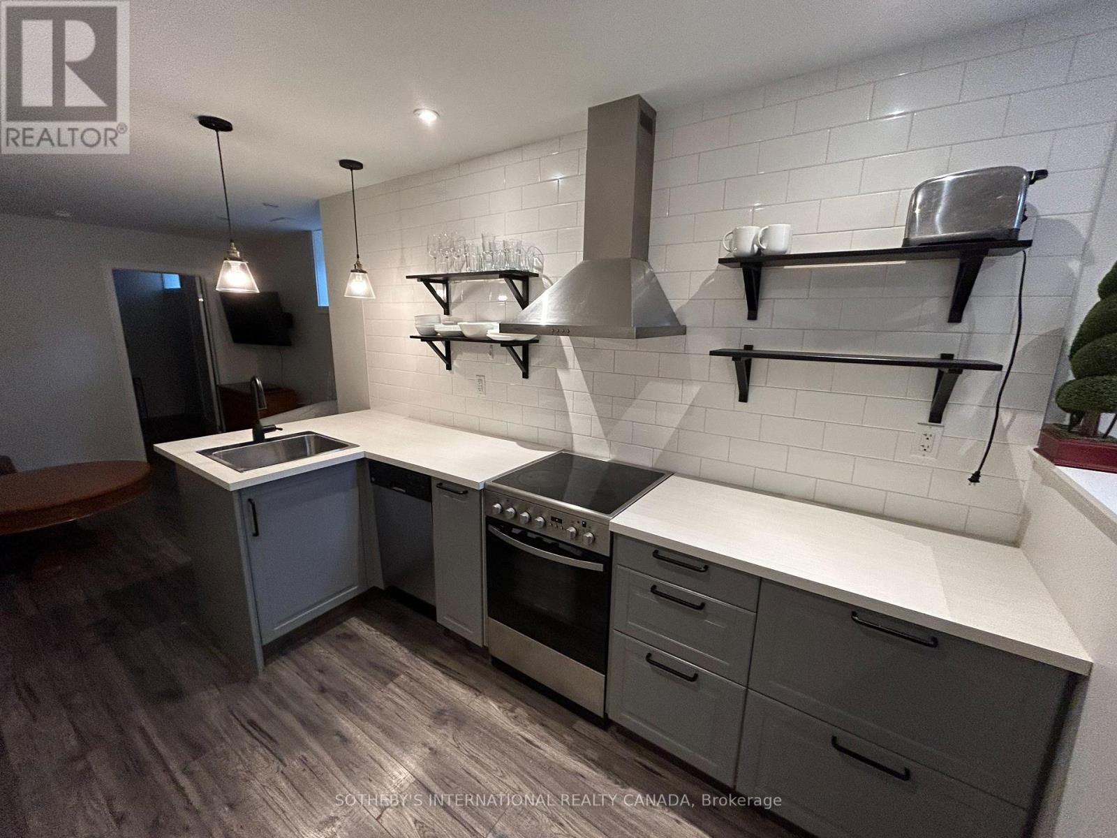 Lower - 15 Castlefield Avenue, Toronto, Ontario  M4R 1G3 - Photo 3 - C12627446