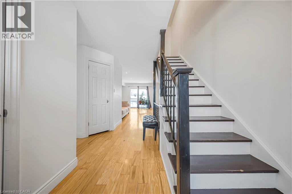 38 Hillbrook Crescent, Kitchener, Ontario  N2N 1J5 - Photo 3 - 40794889