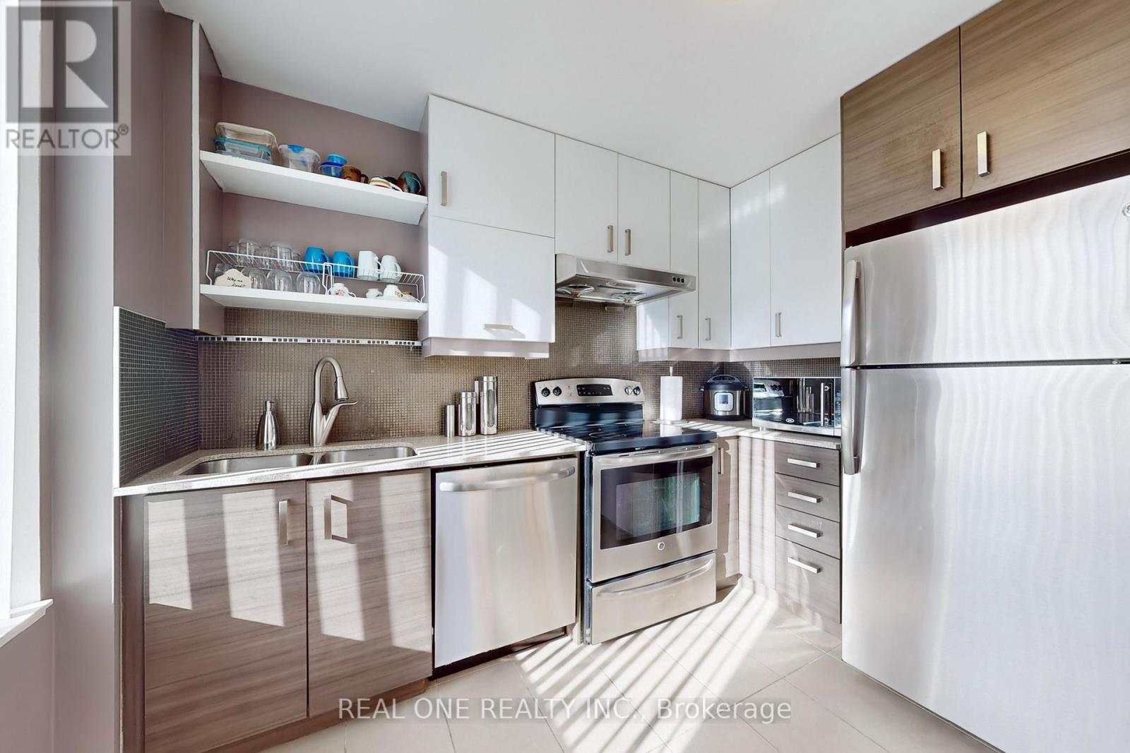 #306 - 1 Uptown Drive, Markham, Ontario  L3R 5C1 - Photo 10 - N12660312