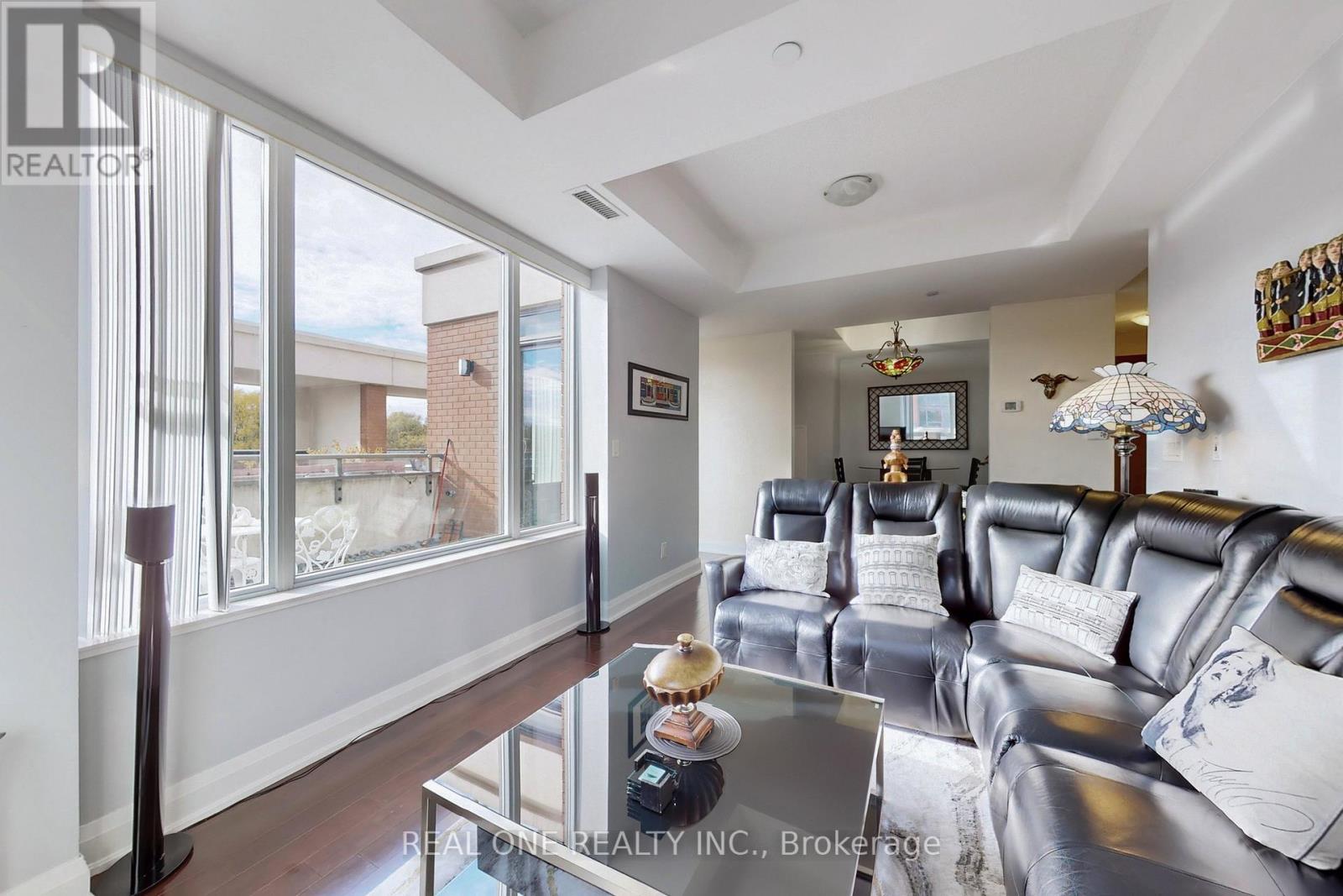 #306 - 1 Uptown Drive, Markham, Ontario  L3R 5C1 - Photo 7 - N12660312