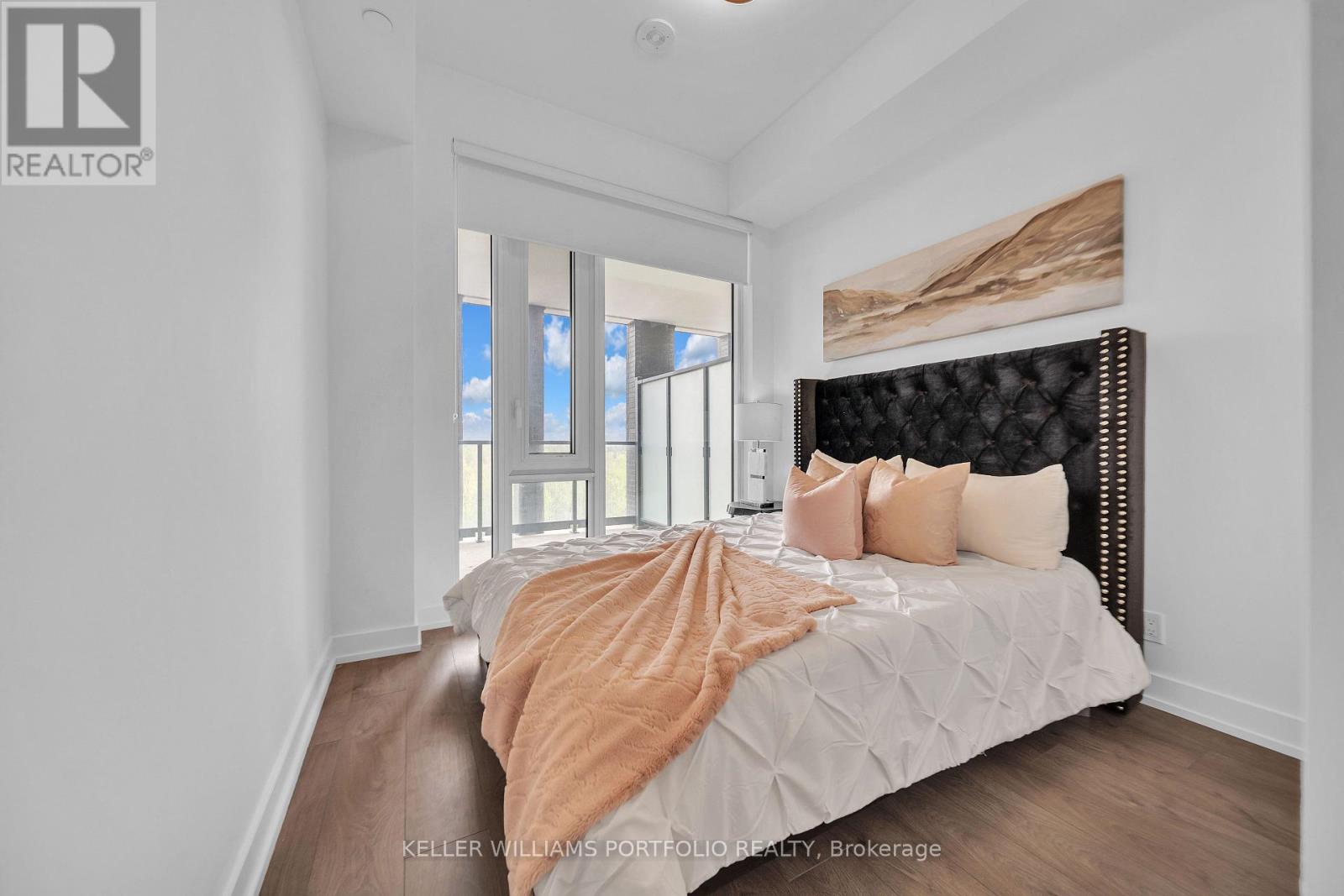 304 - 215 Veterans Drive, Brampton, Ontario  L7A 5L6 - Photo 18 - W12660310