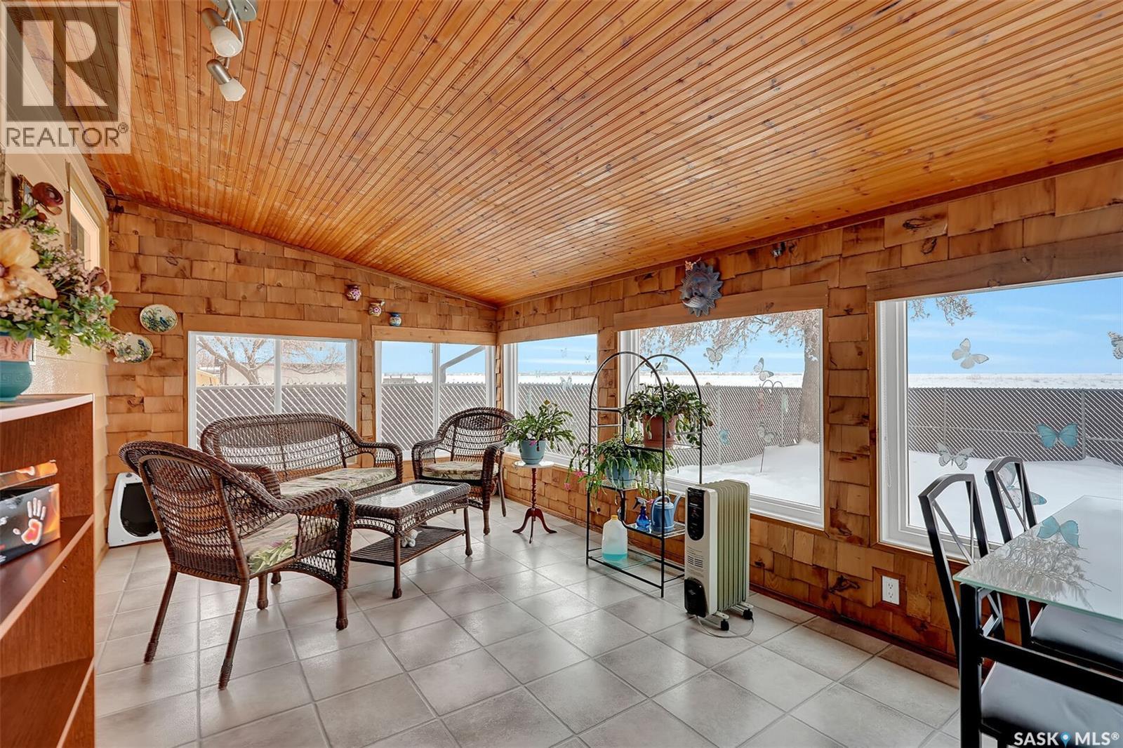 1124 Courtney Street, Regina, Saskatchewan  S4R 1A6 - Photo 14 - SK026071