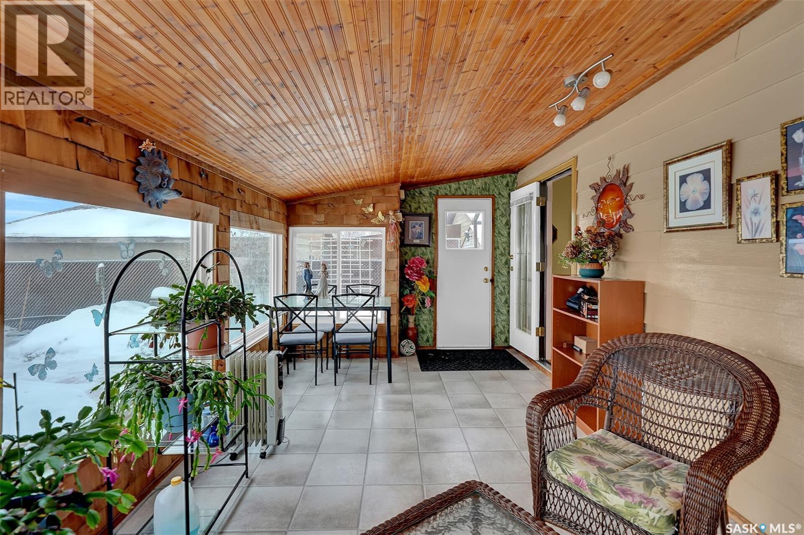 1124 Courtney Street, Regina, Saskatchewan  S4R 1A6 - Photo 15 - SK026071