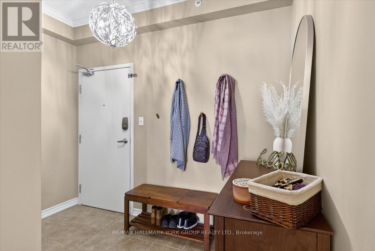 211 - 45 Ferndale Drive S, Barrie, Ontario  L4N 5W7 - Photo 4 - S12637944