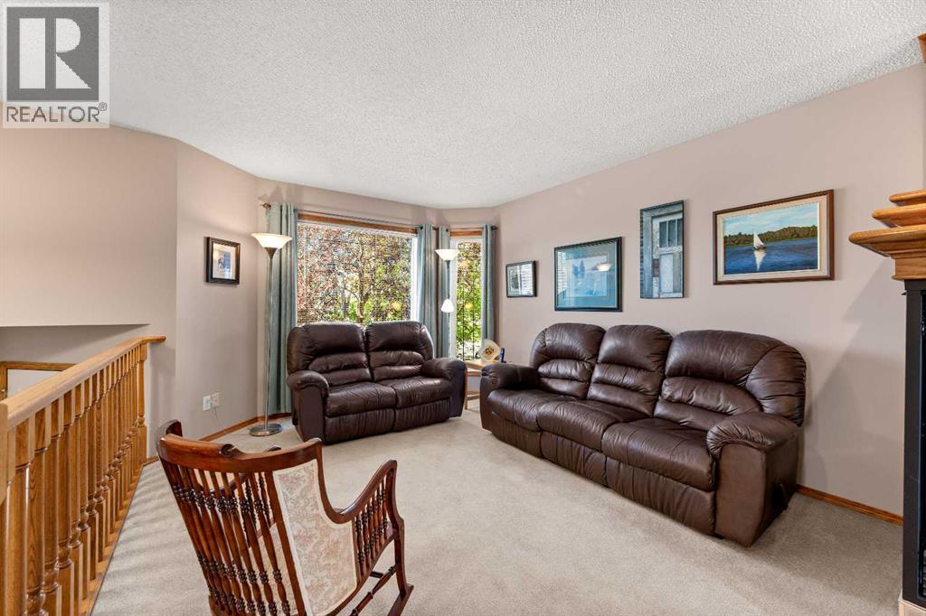 164 Stonegate Close Nw, Airdrie, Alberta  T4B 2V2 - Photo 4 - A2276422