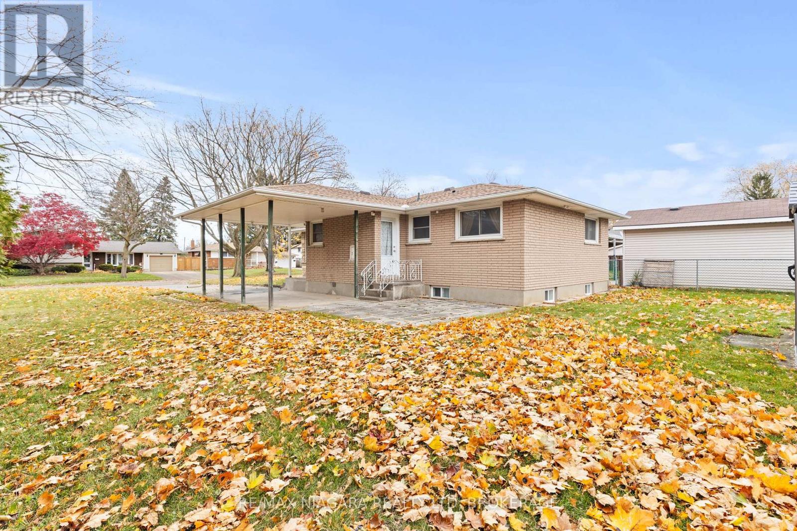 50 Royal Manor Drive, St. Catharines (Carlton/bunting), Ontario  L2M 4L6 - Photo 29 - X12660324