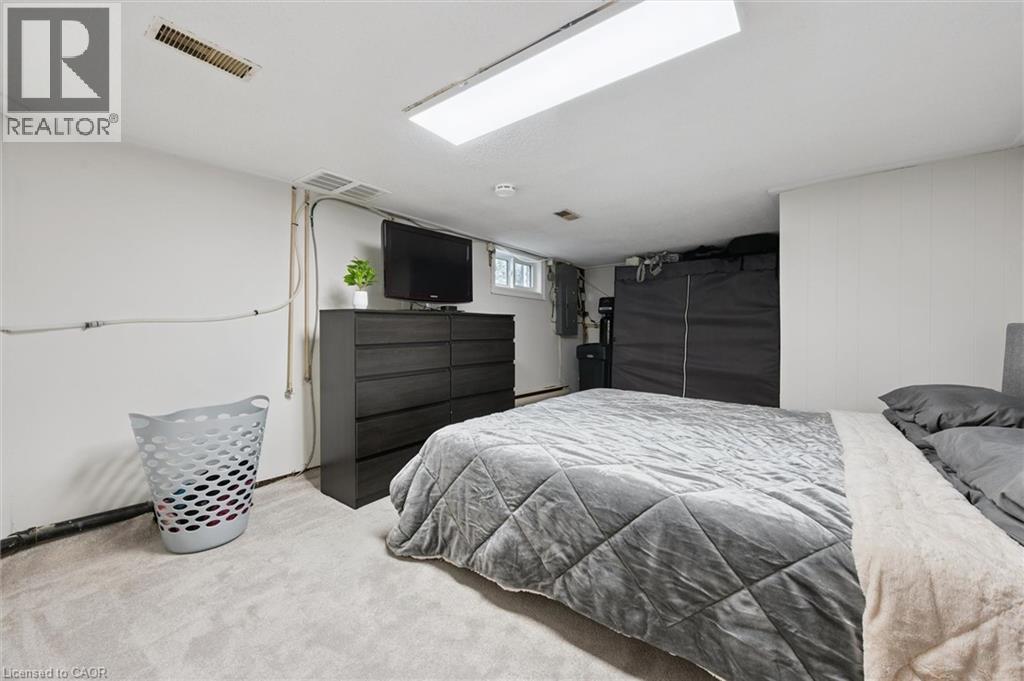 262 Madison Avenue S, Kitchener, Ontario  N2M 3H4 - Photo 17 - 40795254