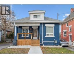 262 MADISON Avenue S, Kitchener, Ontario