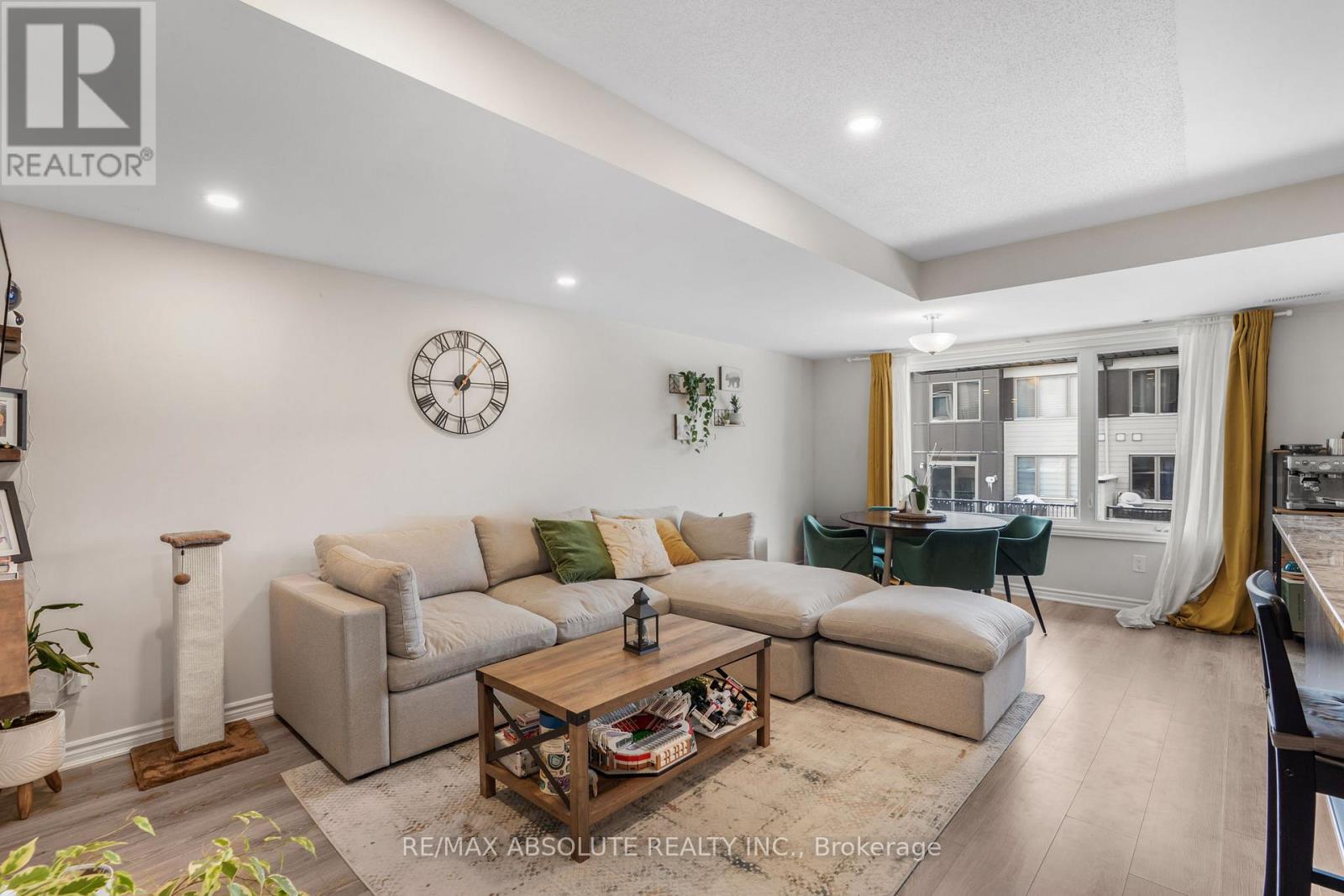 605 Makwa Private, Ottawa, Ontario  K1K 5A4 - Photo 11 - X12660322