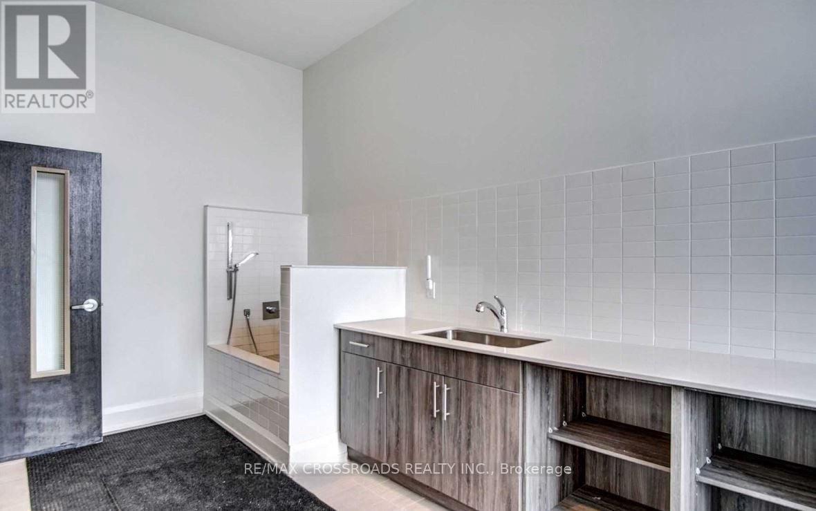 215 - 555 William Graham Drive, Aurora, Ontario  L4G 3H9 - Photo 17 - N12660340