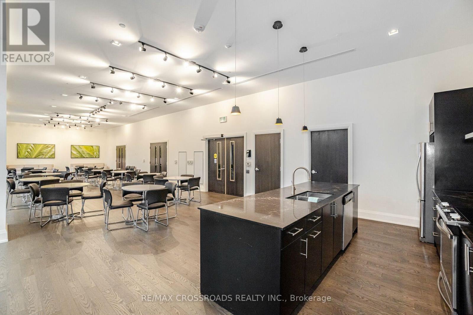 215 - 555 William Graham Drive, Aurora, Ontario  L4G 3H9 - Photo 40 - N12660340