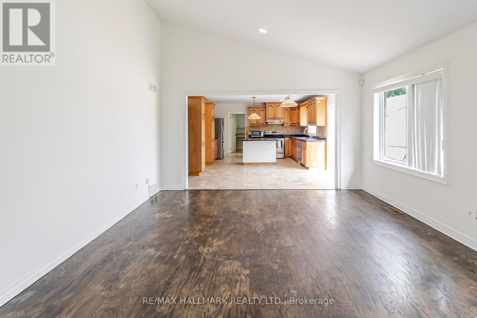 138 Colbeck Drive, Welland, Ontario  L3C 7M1 - Photo 14 - X12660344