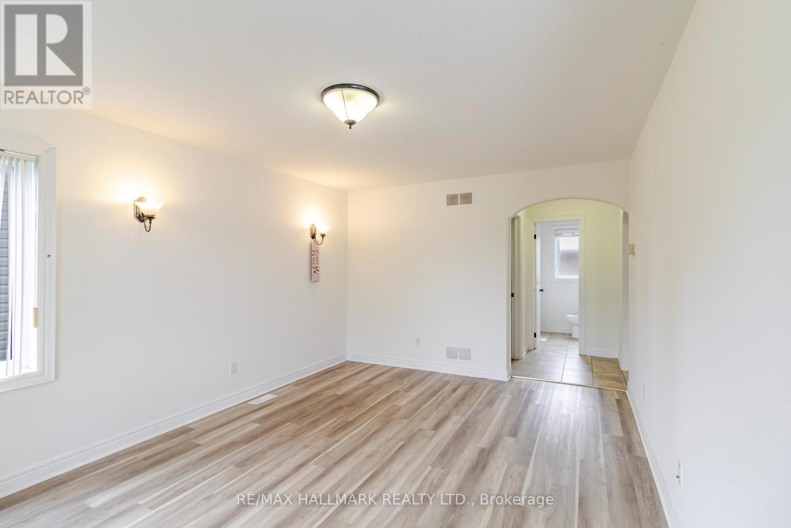 138 Colbeck Drive, Welland, Ontario  L3C 7M1 - Photo 27 - X12660344