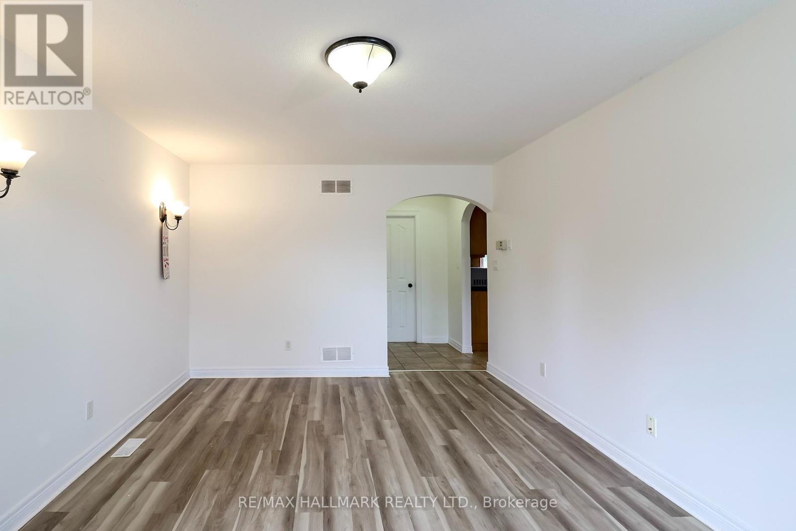 138 Colbeck Drive, Welland, Ontario  L3C 7M1 - Photo 8 - X12660344