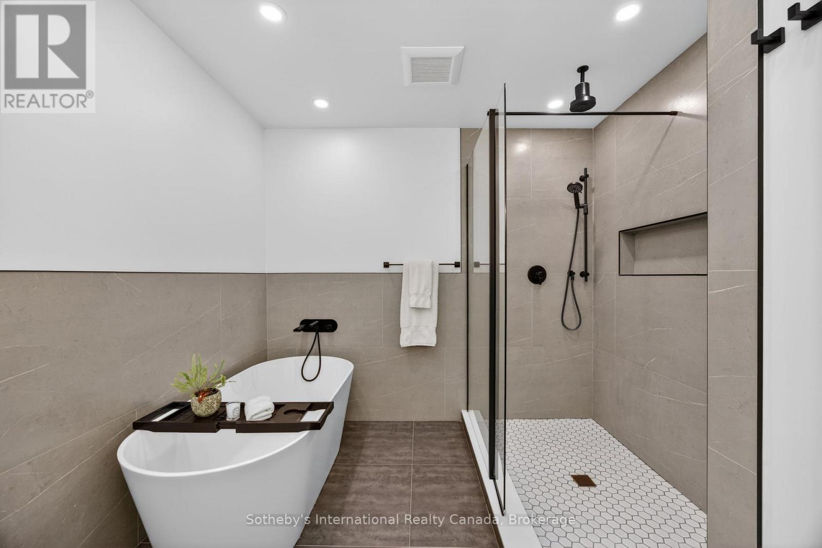 33 Slalom Gate Road, Collingwood, Ontario  L9Y 5A9 - Photo 26 - S12660362