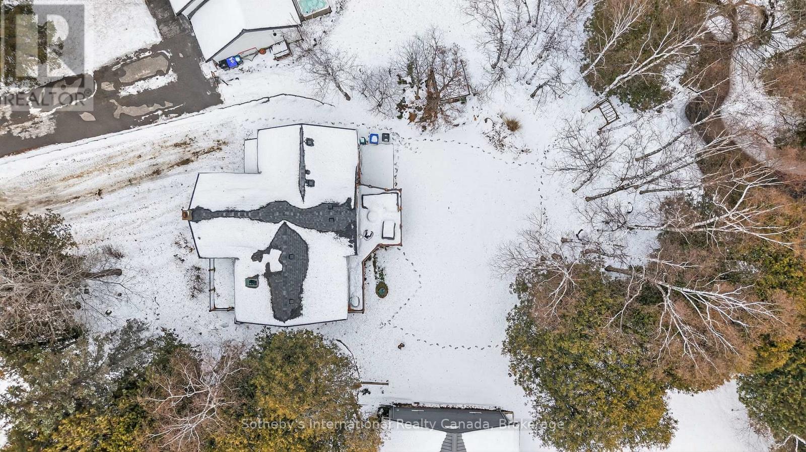 33 Slalom Gate Road, Collingwood, Ontario  L9Y 5A9 - Photo 34 - S12660362