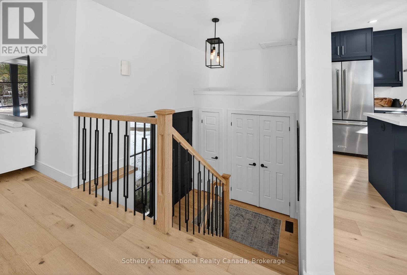 33 Slalom Gate Road, Collingwood, Ontario  L9Y 5A9 - Photo 6 - S12660362