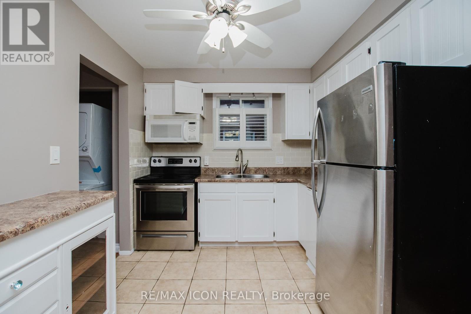 8332 Mundare Crescent, Niagara Falls, Ontario  L2G 7M5 - Photo 12 - X12659720