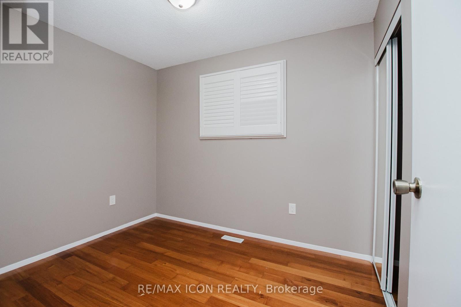 8332 Mundare Crescent, Niagara Falls, Ontario  L2G 7M5 - Photo 21 - X12659720